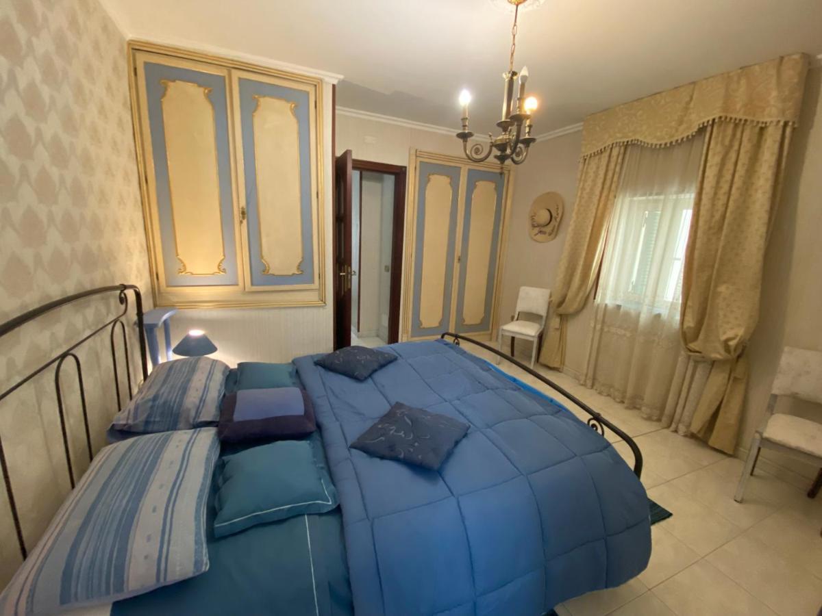 Casa Kamalei, Tra Plebiscito E Lungomare Apartment Napoli Exterior foto