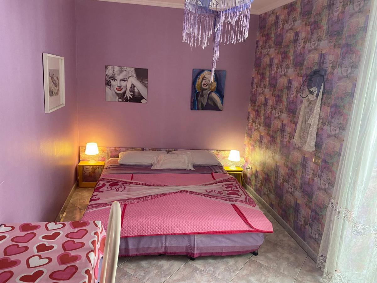 Casa Kamalei, Tra Plebiscito E Lungomare Apartment Napoli Exterior foto